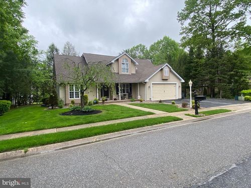 4 Tall Oaks Dr, POTTSVILLE, PA, 17901-9181 | Card Image