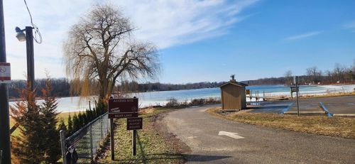 4039 N Pleasant Rd, Hillsdale, MI, 49242-9623 | Card Image