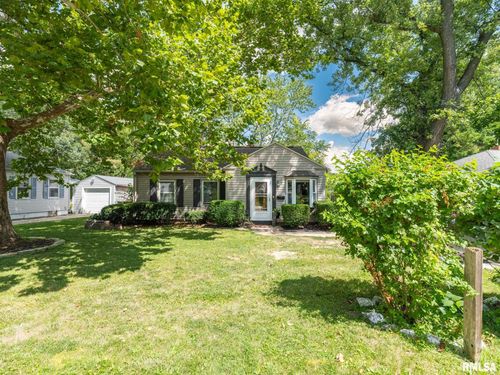 327 W Barrington Rd, Peoria, IL, 61614-6005 | Card Image