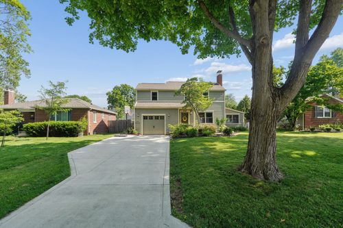 2088 Inchcliff Rd, Upper Arlington, OH, 43221-2736 | Card Image