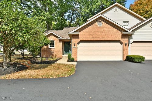 unit-1-211 Talsman Dr, Canfield, OH, 44406-1915 | Card Image