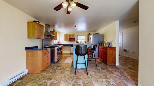 53768 Vienna Line, Home with 5 bedrooms, 2 bathrooms and 10 parking in Port Burwell ON | Image 9