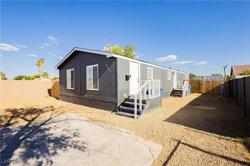 3201 Cypress Ave, North Las Vegas, NV, 89030-5968 | Card Image