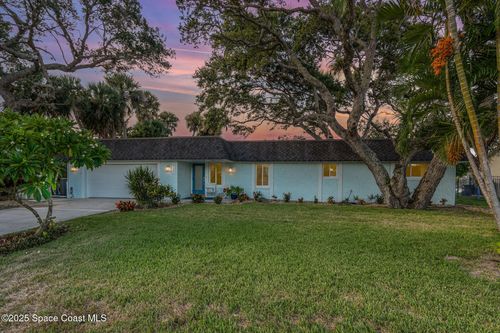 322 Arrowhead Ln, Melbourne Beach, FL, 32951-3532 | Card Image