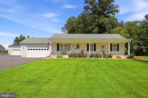 113 Helsley Hts, Strasburg, VA, 22657-4266 | Card Image