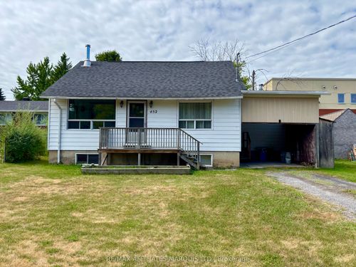 452 Dominion St S, North Glengarry, ON, K0C1A0 | Card Image