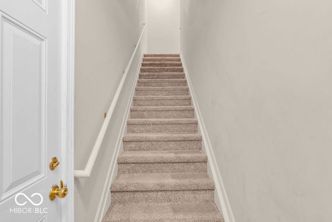 1139 Fernwood Way, Condo with 3 bedrooms, 2 bathrooms and null parking in Plainfield IN | Image 5