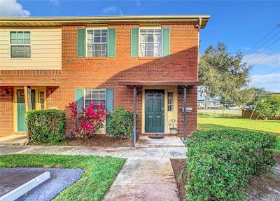 F3 - 1920 E Edgewood Drive, Townhouse with 3 bedrooms, 2 bathrooms and null parking in LAKELAND FL | Image 2