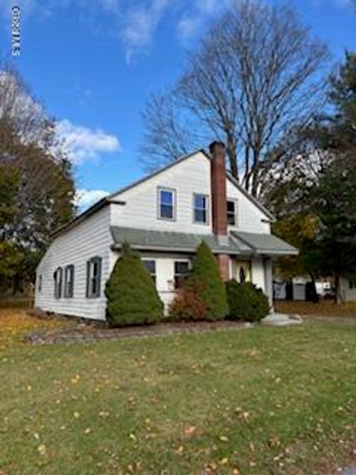 136 Fair St, Schoharie, NY, 12157-1709 | Card Image