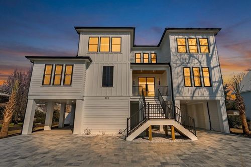 318 15th Ave S, Surfside Beach, SC, 29575-3025 | Card Image