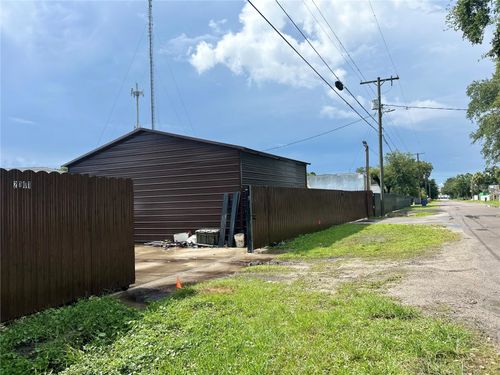 2001 S 51st St, Tampa, FL, 33619-5329 | Card Image