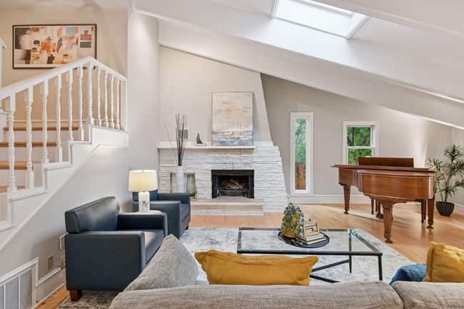 3518 Chowen Pl, House other with 3 bedrooms, 3 bathrooms and null parking in Minneapolis MN | Image 7