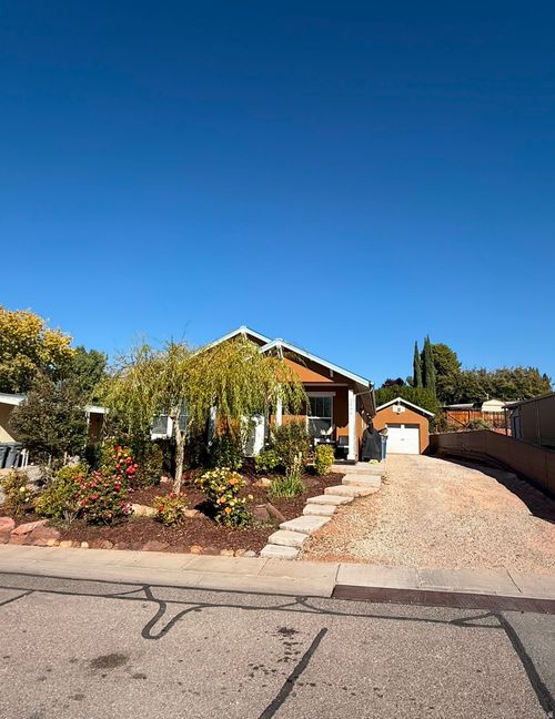 2066 1525, St George, UT, 84770-4148 | Card Image