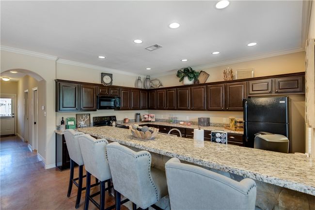 3515 General Pkwy, Townhouse with 4 bedrooms, 4 bathrooms and null parking in College Station TX | Image 6