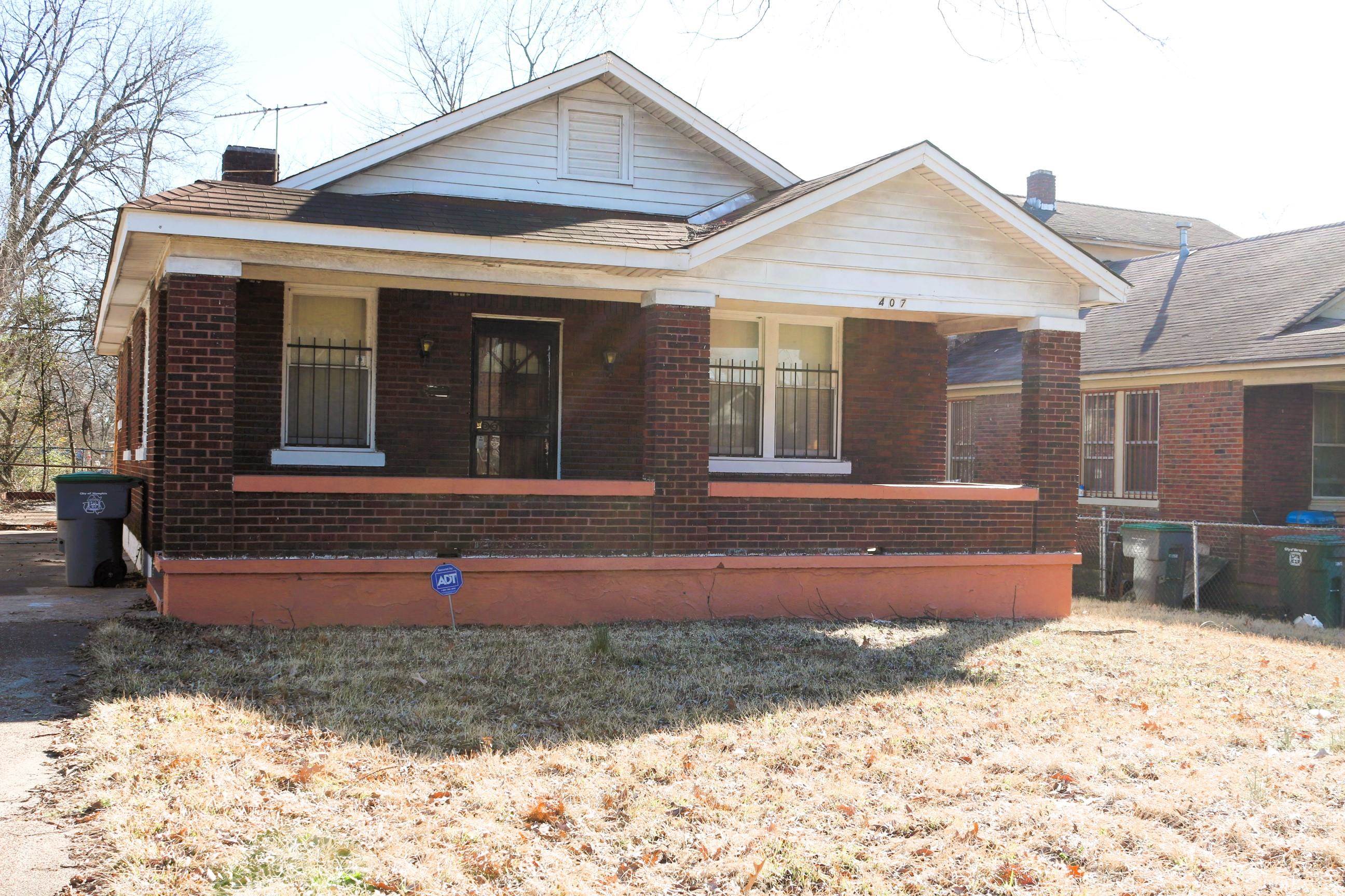 Parkway , Memphis, TN 38106