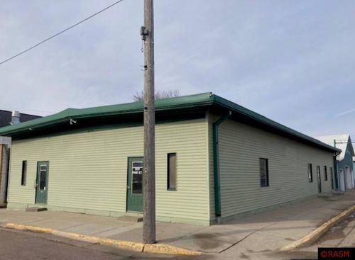 300 Pine St, Nicollet, MN, 56074-2077 | Card Image