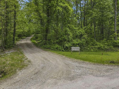 18682 Griffith Rd, Logan, OH, 43138-9295 | Card Image