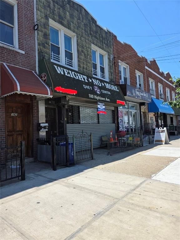 Commercial Lease in Brooklyn