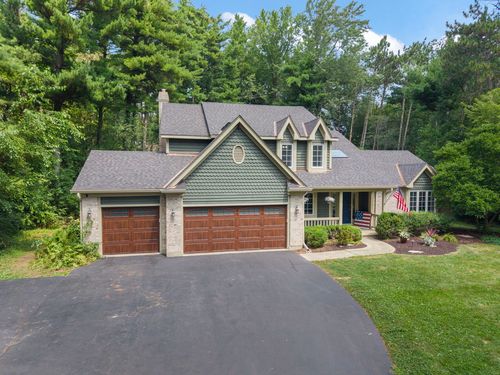4010 Terry Ave, Crystal Lake, IL, 60014-3858 | Card Image