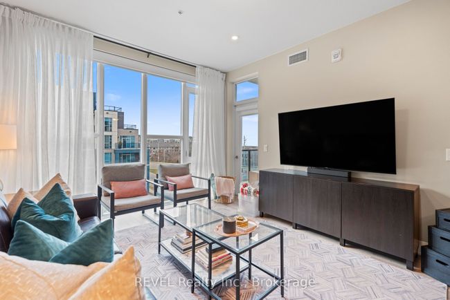 410 - 16 Concord Pl, Condo with 2 bedrooms, 1 bathrooms and null parking in Grimsby ON | Image 18