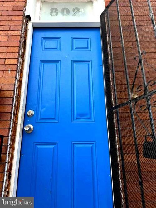 802 N Glover St, BALTIMORE, MD, 21205-1610 | Card Image