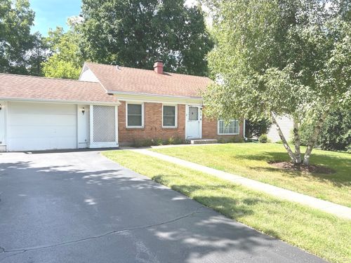 48 S Seebert St, Cary, IL, 60013-2618 | Card Image