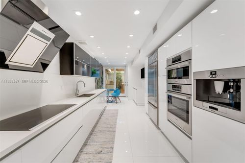 a4-1524 Ne Quayside Ter, Miami, FL, 33138-2201 | Card Image