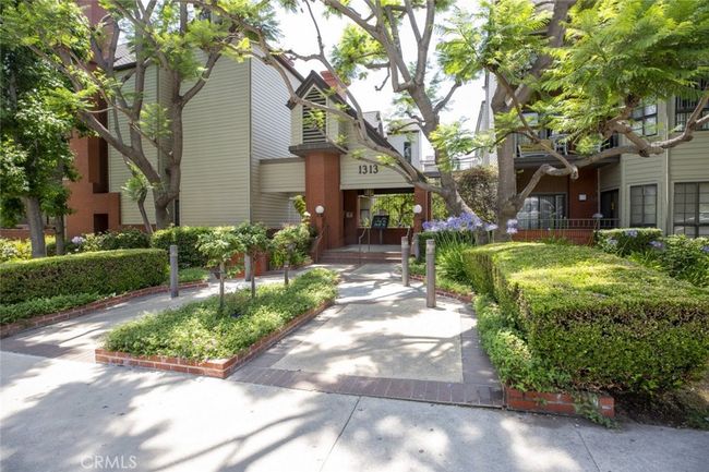 APT-202 - 1313 Valley View Rd, Condo with 2 bedrooms, 2 bathrooms and 2 parking in Glendale CA | Image 24