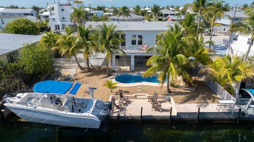 29524 Flying Cloud Ave, Big Pine Key, FL, 33043-3227 | Card Image