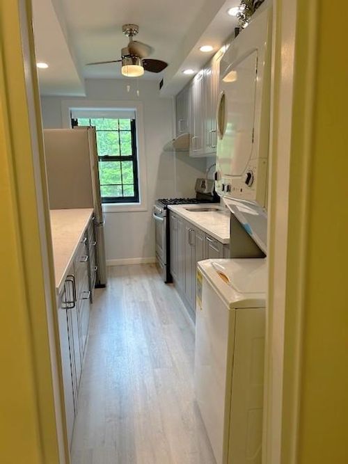 a-21-23 Manchester Rd, Eastchester, NY, 10709-1303 | Card Image