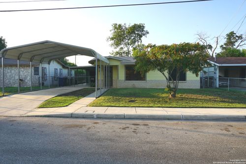 411 W Hart Ave, San Antonio, TX, 78214-1661 | Card Image