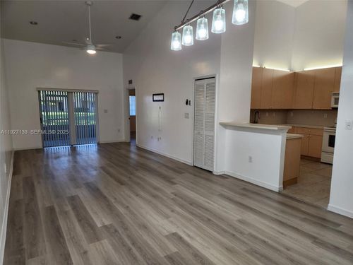 0-1213 Ne 32nd Ave, Homestead, FL, 33033-5324 | Card Image