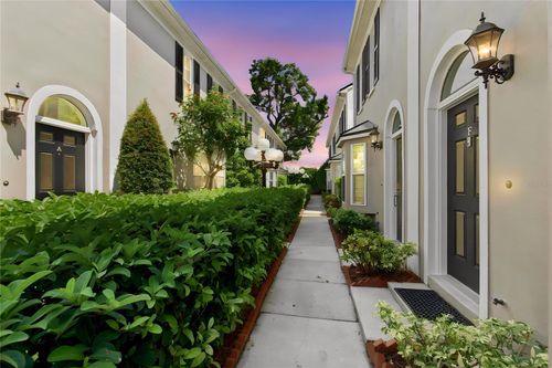 f-3015 W Cleveland St, Tampa, FL, 33609-3158 | Card Image