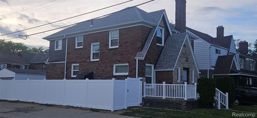 16125 Linwood St, Detroit, MI, 48221-3122 | Card Image