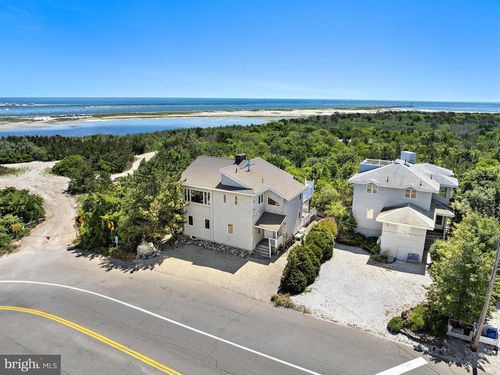 402 Central Ave, Barnegat Light, NJ, 08006-1454 | Card Image
