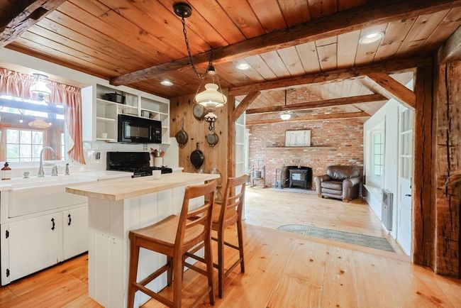 3 Squire Ln, House other with 3 bedrooms, 2 bathrooms and 6 parking in Bellingham MA | Image 14