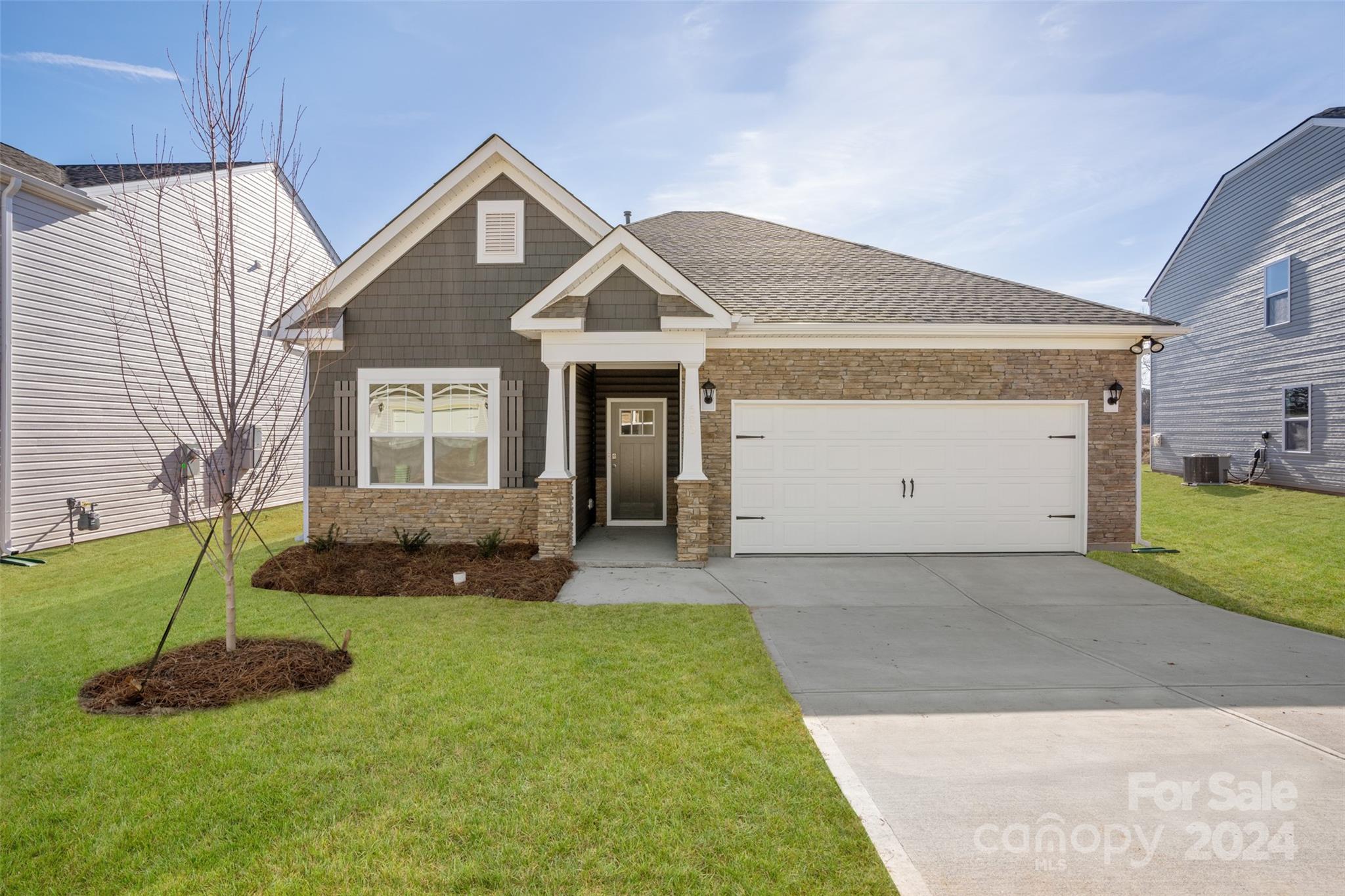 Farmwood Trl, Waynesville, NC 28786