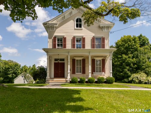 64 Main Street, Newtown, CT, 06470 | Card Image