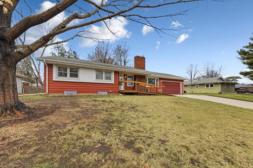 2123 Fox Pl, Mendota Heights, MN, 55120-1625 | Card Image