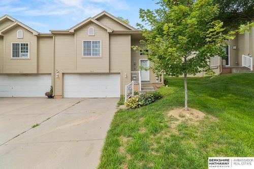 5016 N 155th Avenue, Omaha, NE, 68116 | Card Image