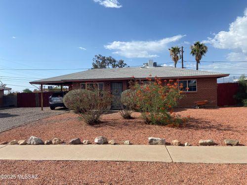 6309 E Calle Pegaso, Tucson, AZ, 85710-5654 | Card Image