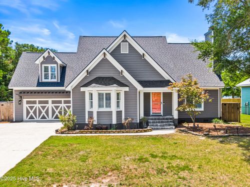 505 Peninsula Dr, Carolina Beach, NC, 28428-4018 | Card Image