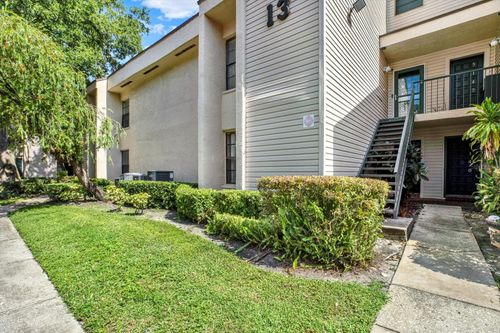 1322-5138 Puritan Cir, TAMPA, FL, 33617-8361 | Card Image