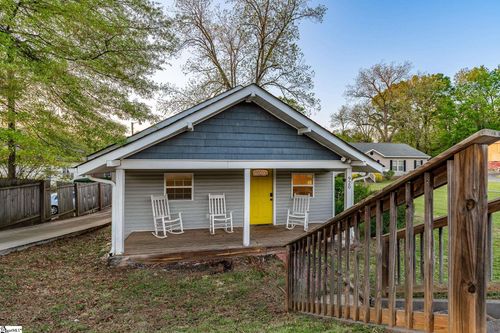 920 Anderson Rd, Greenville, SC, 29601-4104 | Card Image