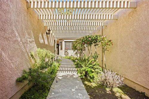 1015 Pebble Beach Dr, Upland, CA, 91784-9136 | Card Image
