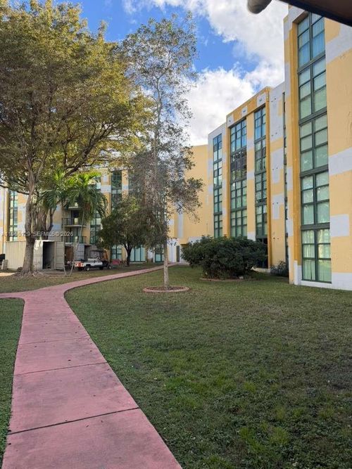 1-11750 Sw 18th St, Miami, FL, 33175-1604 | Card Image