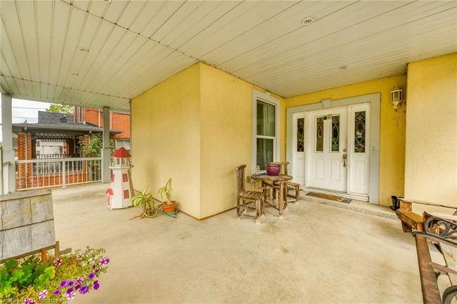 7 Robinson St S, House other with 6 bedrooms, 2 bathrooms and 8 parking in Grimsby ON | Image 47