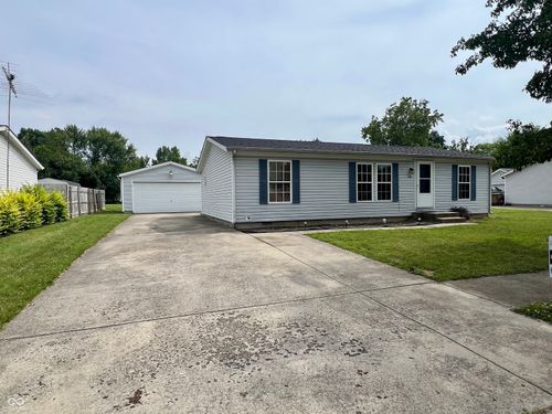 3307 Fall Valley Dr, Columbus, IN, 47203-4754 | Card Image