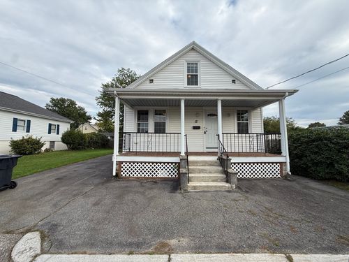 17 Raymond St, East Providence, RI, 02914 | Card Image