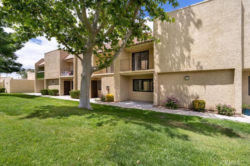 16-44200 Kingtree Ave, Lancaster, CA, 93534-4117 | Card Image